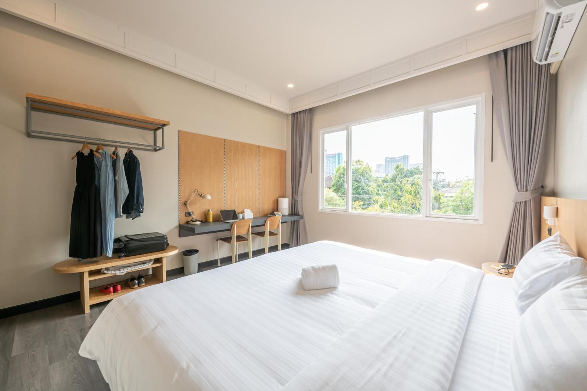 Alt Pingriver Coworking & Coliving Space Чиангмай Экстерьер фото